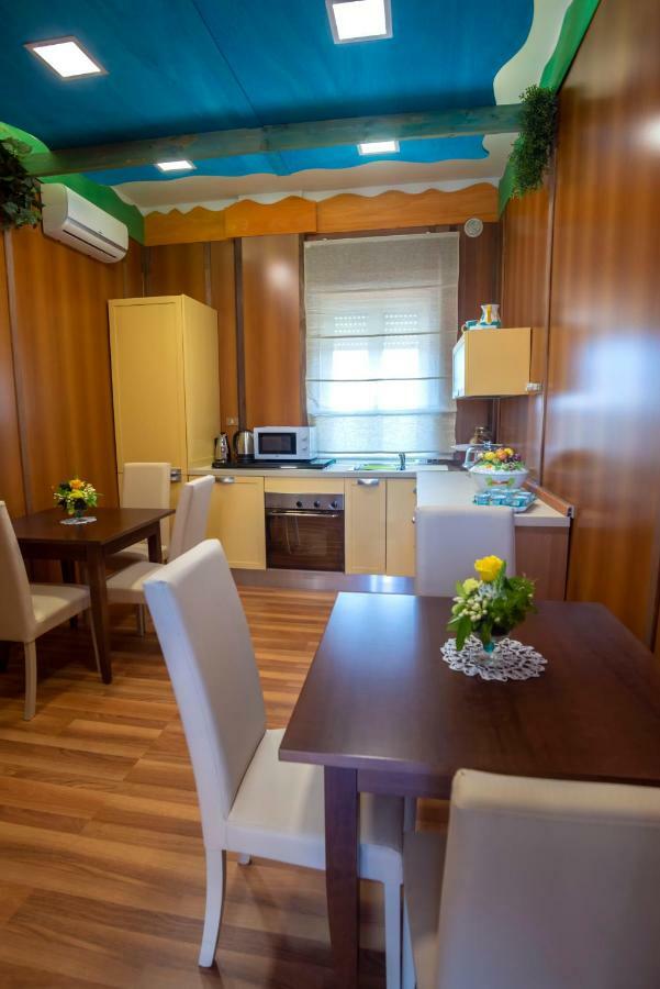 Nives Bed & Breakfast Pompeja Zewnętrze zdjęcie